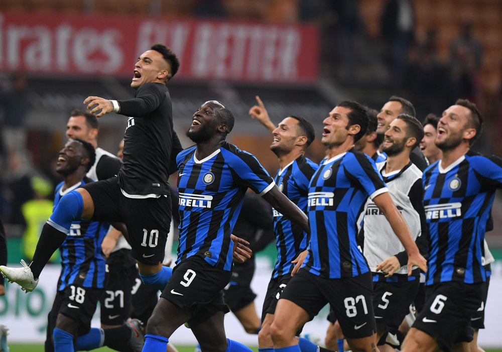 勒布朗·詹姆斯连续得分上双场次定格在1297场！NBA历史第一