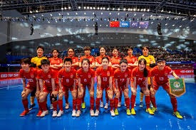 NBA：独行侠东契奇砍下三双