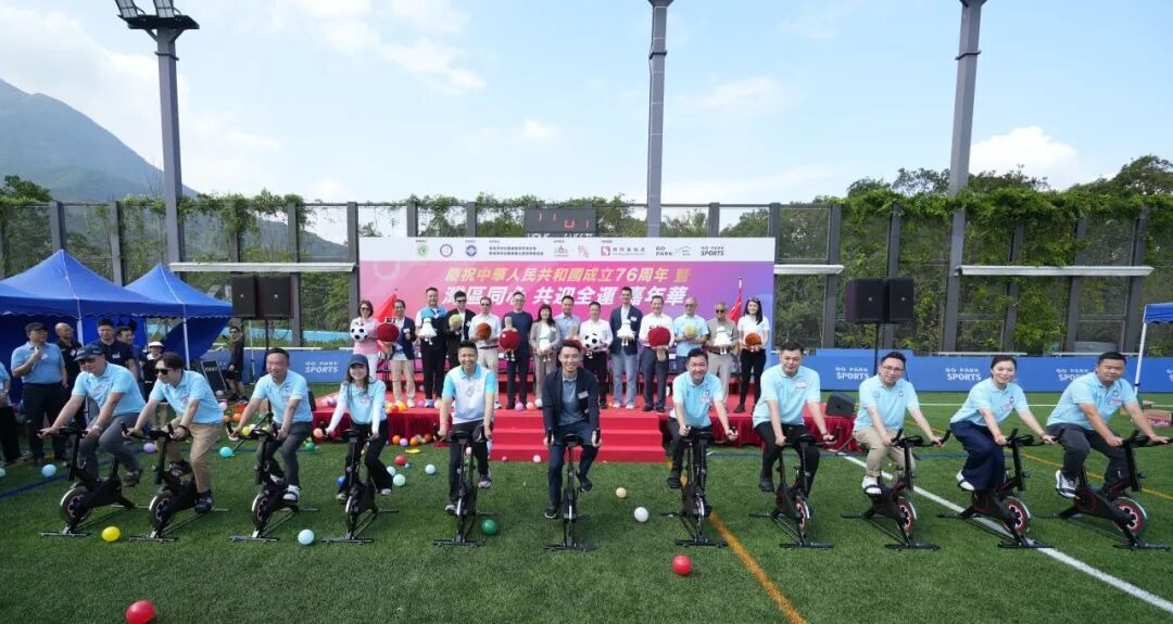 西媒：阿诺德一心要加盟皇马引发众怒，有利物浦球迷要求俱乐部将其除名